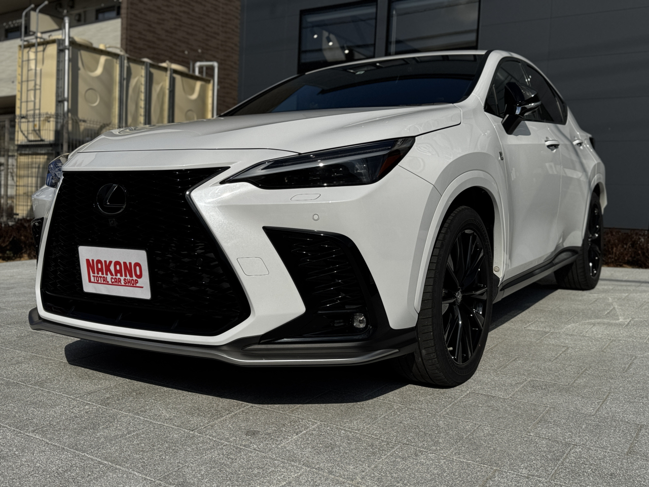 【ＮＸ300ｈ バージョンL】上質な走りと快適性を兼ね備えたSUV